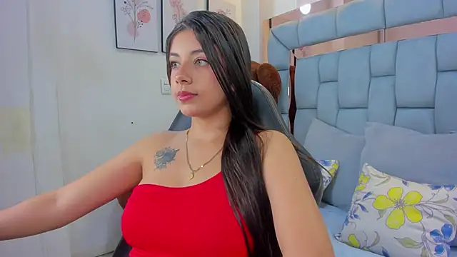 Snapshot of coraltaylor chatting on 02.25.26 coraltaylor online show from 02.25.26