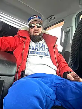 Beardedtattood online show from 12.15.25