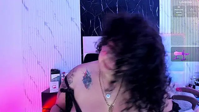 Snapshot of Reginavegaa chatting on 10.07.25 Reginavegaa online show from 10.07.25