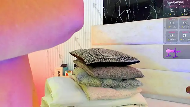 Snapshot of Reginavegaa chatting on 11.05.25 Reginavegaa online show from 11.05.25