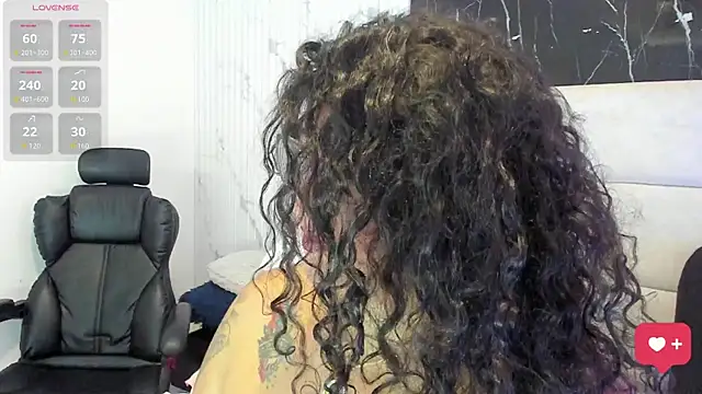 Reginavegaa online show from 07.20.26