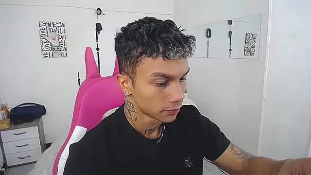 Leonard Price online show from 01.11.26