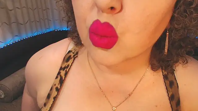 BustyKatty online show from 03.07.25