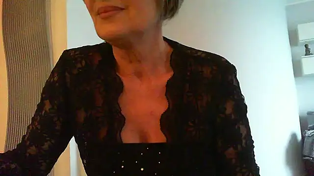 Snapshot of __Angel78__ chatting on 11.25.25 Angel78 online show from 11.25.25
