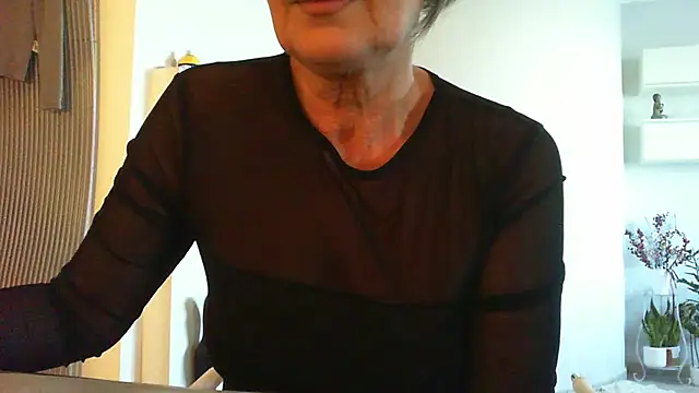 Snapshot of __Angel78__ chatting on 12.14.25 Angel78 online show from 12.14.25