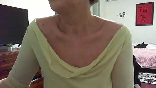 Snapshot of __Angel78__ chatting on 05.17.26 Angel78 online show from 05.17.26
