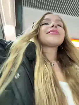 mur girl online show from 01.12.25