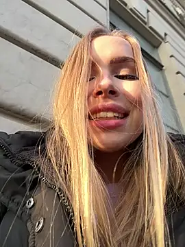 mur girl online show from 03.01.25