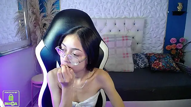 Snapshot of NathaliaSweet_11 chatting on 02.13.26 NathaliaSweet 11 online show from 02.13.26