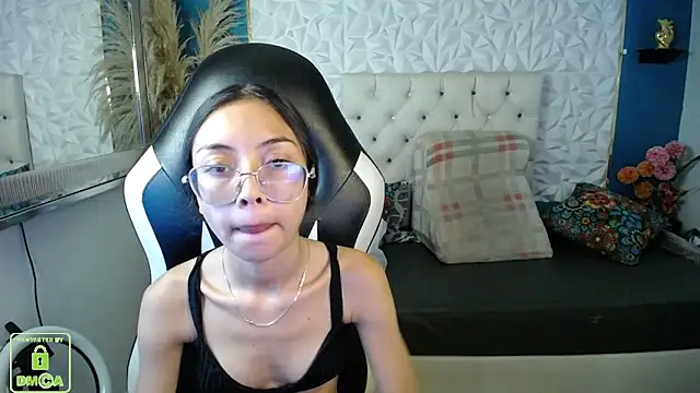 Snapshot of NathaliaSweet_11 chatting on 03.06.26 NathaliaSweet 11 online show from 03.06.26