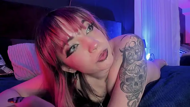 Aylen darkmoor online show from 02.28.25