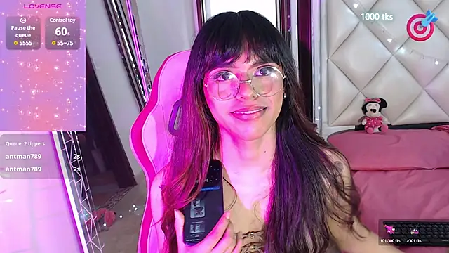 Snapshot of DannaDooll99 chatting on 01.31.25 DannaDooll99 online show from 01.31.25