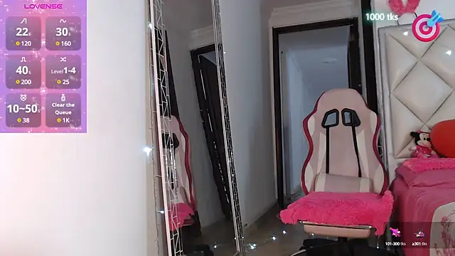 Snapshot of DannaDooll99 chatting on 02.06.25 DannaDooll99 online show from 02.06.25