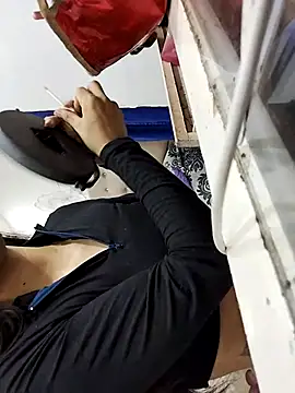 Snapshot of DannaDooll99 chatting on 02.23.25 DannaDooll99 online show from 02.23.25