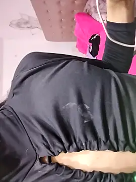 Snapshot of DannaDooll99 chatting on 02.25.25 DannaDooll99 online show from 02.25.25