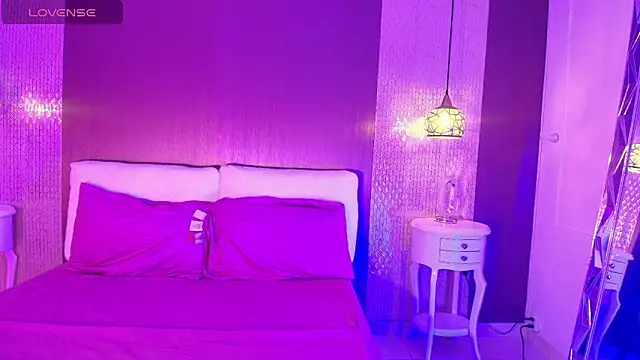 Snapshot of DannaDooll99 chatting on 09.11.25 DannaDooll99 online show from 09.11.25