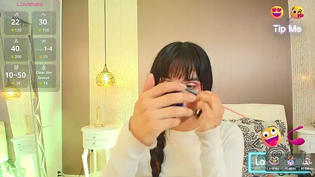 Snapshot of DannaDooll99 chatting on 10.13.25 DannaDooll99 online show from 10.13.25