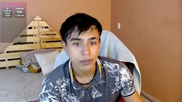 karlgiles  online show from 03.13.25