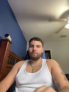 Snapshot of MasterKvn chatting on 12.26.24 MasterKvn online show from 12.26.24