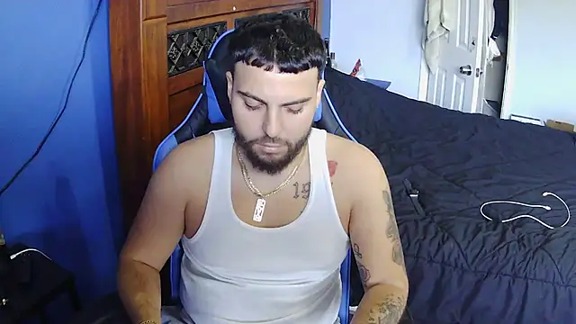 Snapshot of MasterKvn chatting on 01.24.25 MasterKvn online show from 01.24.25