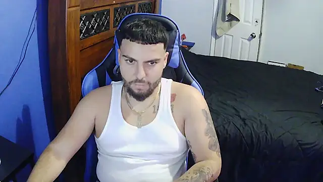 Snapshot of MasterKvn chatting on 01.29.25 MasterKvn online show from 01.29.25