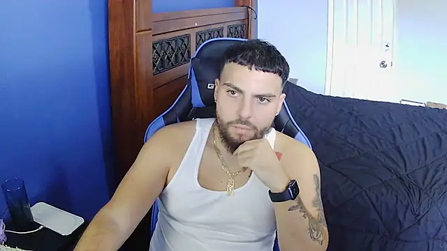 Snapshot of MasterKvn chatting on 02.27.25 MasterKvn online show from 02.27.25