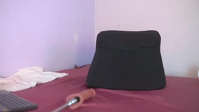 lupeebony online show from 03.06.26