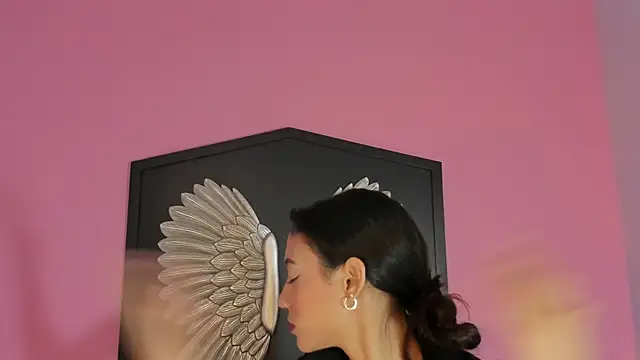 lupeebony online show from 07.12.26