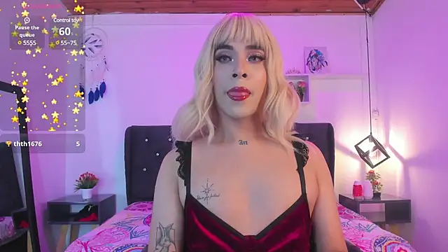 Snapshot of Nyx__Blackwood chatting on 12.24.24 Nyx Blackwood online show from 12.24.24