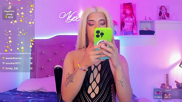 Snapshot of Nyx__Blackwood chatting on 03.17.25 Nyx Blackwood online show from 03.17.25