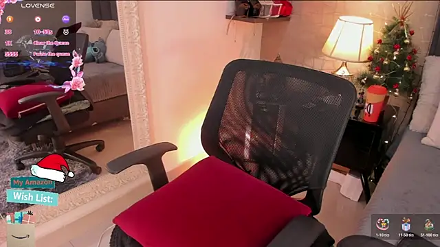 Snapshot of Mariana_c1 chatting on 12.19.25 Mariana c1 online show from 12.19.25