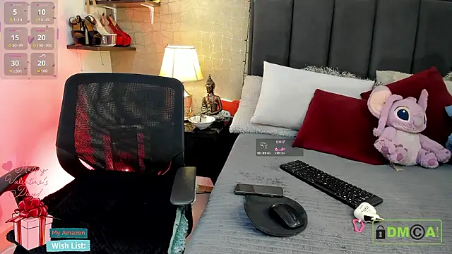 Snapshot of Mariana_c1 chatting on 02.14.26 Mariana c1 online show from 02.14.26