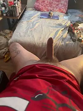 Snapshot of romanhrdcore chatting on 02.05.25 romanhrdcore online show from 02.05.25