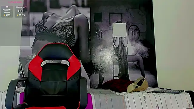 Snapshot of migueyalejo_teens chatting on 12.26.24 migueyalejo teens online show from 12.26.24