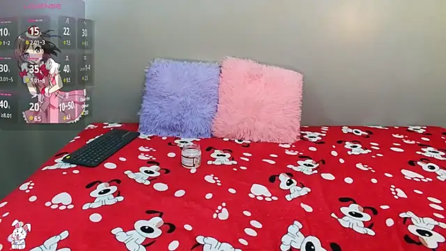 Snapshot of Luciia_cute chatting on 12.31.24 Luciia cute online show from 12.31.24