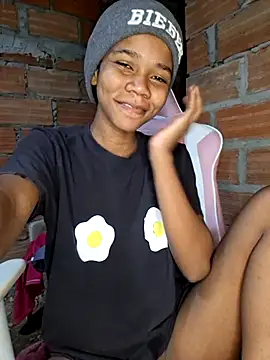 Snapshot of Luciia_cute chatting on 09.14.25 Luciia cute online show from 09.14.25