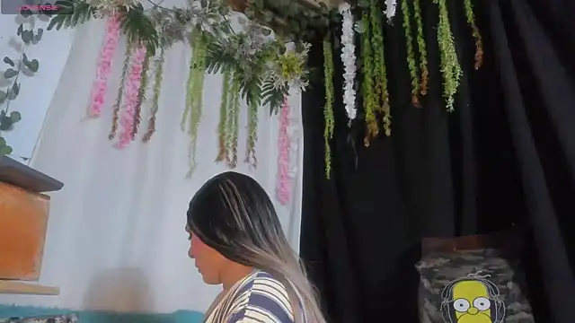 Snapshot of vane63 chatting on 10.26.25 vane63 online show from 10.26.25