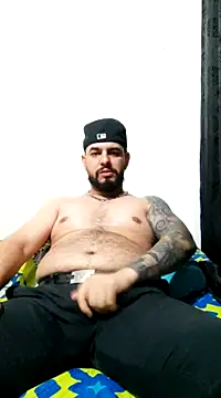 Snapshot of Ethan_Castellano chatting on 01.05.25 Ethan Castellano online show from 01.05.25