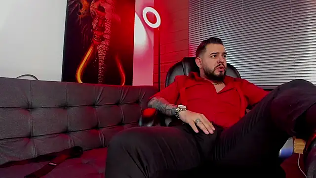 Snapshot of Ethan_Castellano chatting on 01.17.25 Ethan Castellano online show from 01.17.25