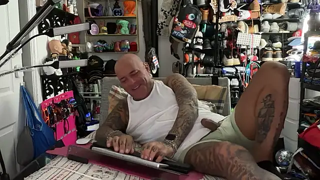 joeytatts66 online show from 06.22.26