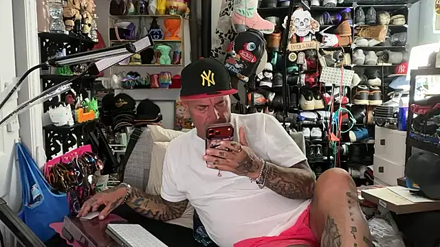 joeytatts66 online show from 07.10.26