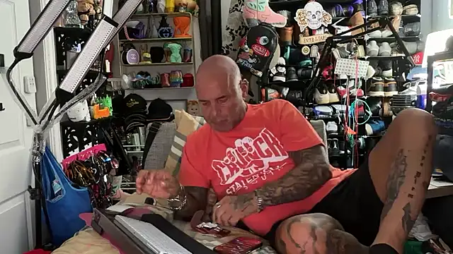 joeytatts66 online show from 07.15.26