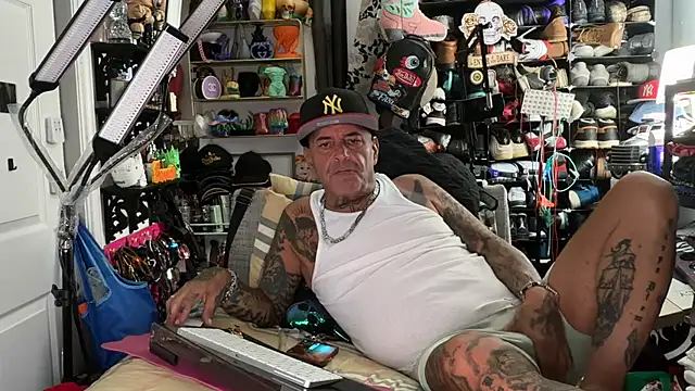 joeytatts66 online show from 07.17.26