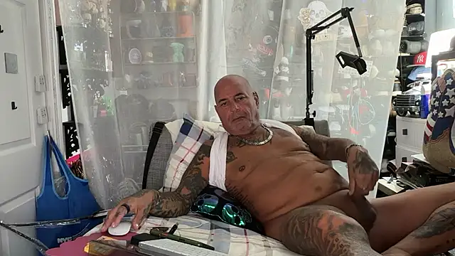 joeytatts66 online show from 07.23.26