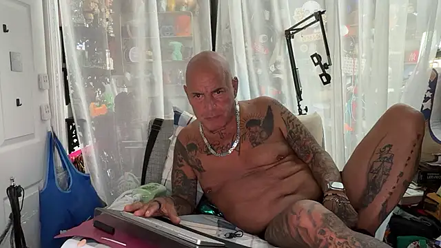joeytatts66 online show from 07.25.26