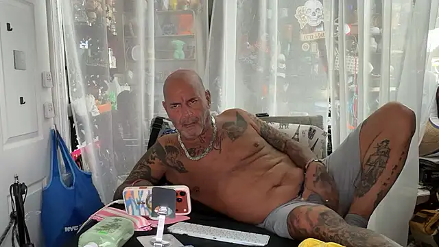 joeytatts66 online show from 07.31.26