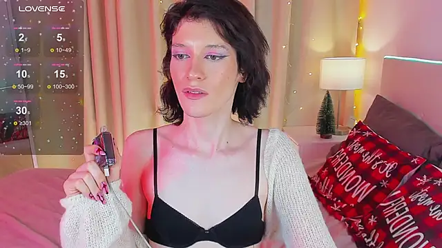 Snapshot of Kolette_Gray chatting on 12.07.24 Kolette Gray online show from 12.07.24