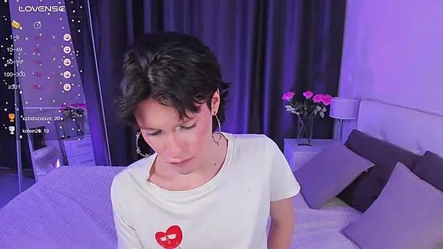 Snapshot of Kolette_Gray chatting on 03.07.25 Kolette Gray online show from 03.07.25