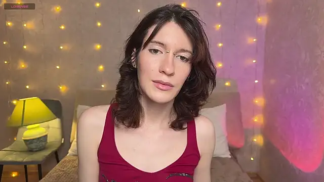 Snapshot of Kolette_Gray chatting on 12.15.25 Kolette Gray online show from 12.15.25