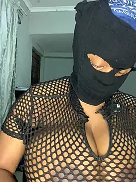 Snapshot of blackshortzbarbie chatting on 02.26.25 blackshortzbarbie online show from 02.26.25